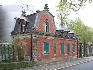 Torhaus in der Dambacher Straße