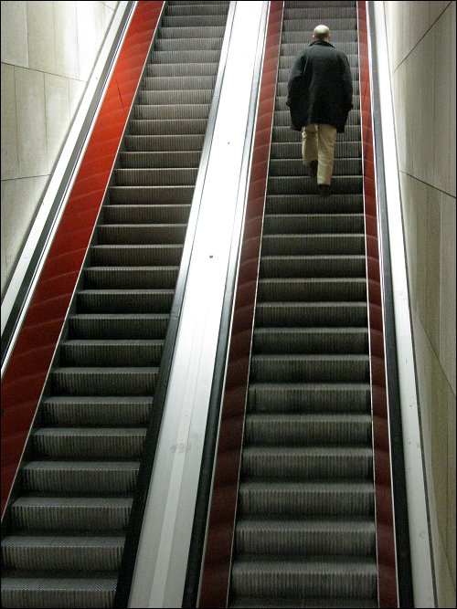 Rolltreppe in einer Münchener U-Bahn-Station