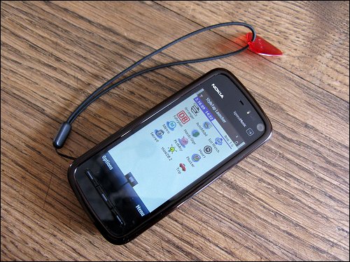 Nokia 5800 XpressMusic mit StyleTap und einigen darunter installierten Palm-Programmen