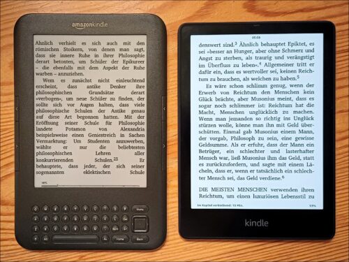 (R)evolution in Sachen Lektüre: vom Kindle Keyboard (links) zum Kindle Paperwhite Signature Edition (11. Generation)